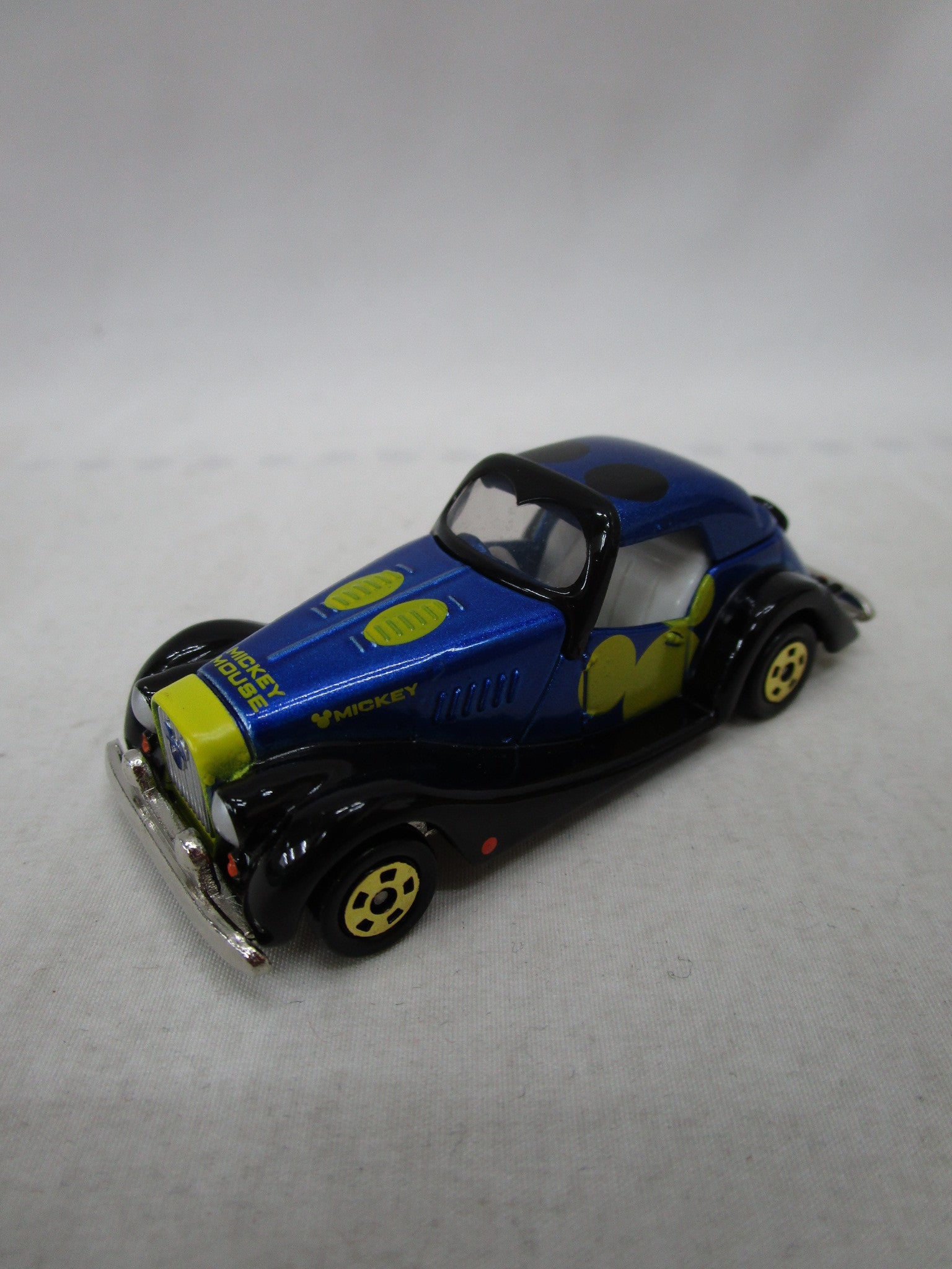 トミカ ディズニーモータース ドリームスター SUBARUオリジナル トミカ