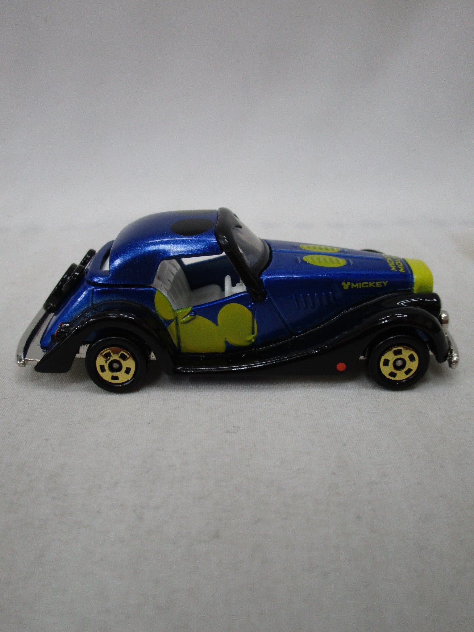 トミカ ディズニーモータース ドリームスター SUBARUオリジナル トミカ