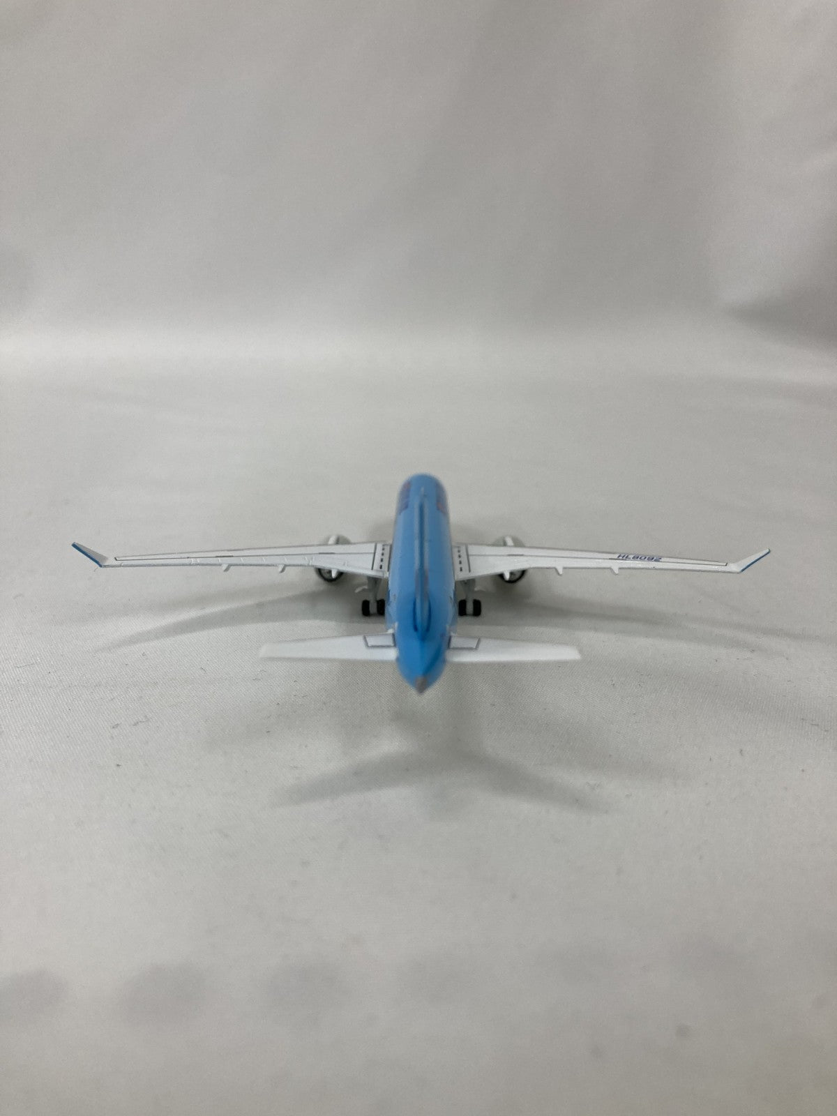 1/400 CS300 大韓航空 HL8092 その他小物