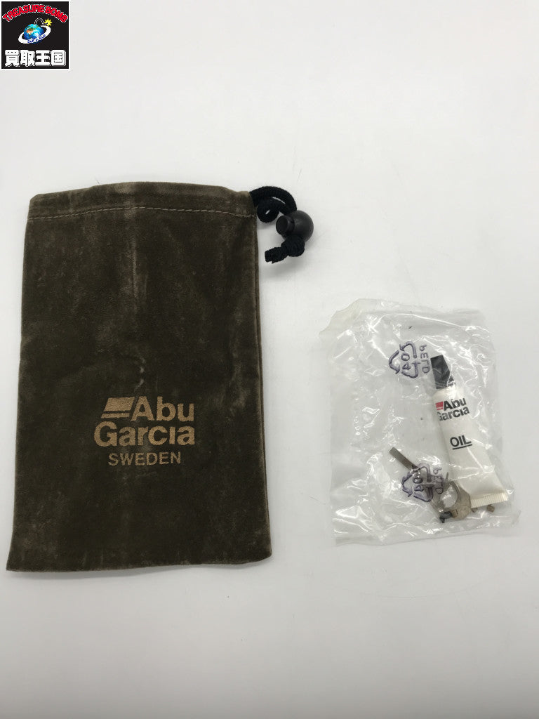 Abu 5000C 復刻 クラシックレッド その他リール