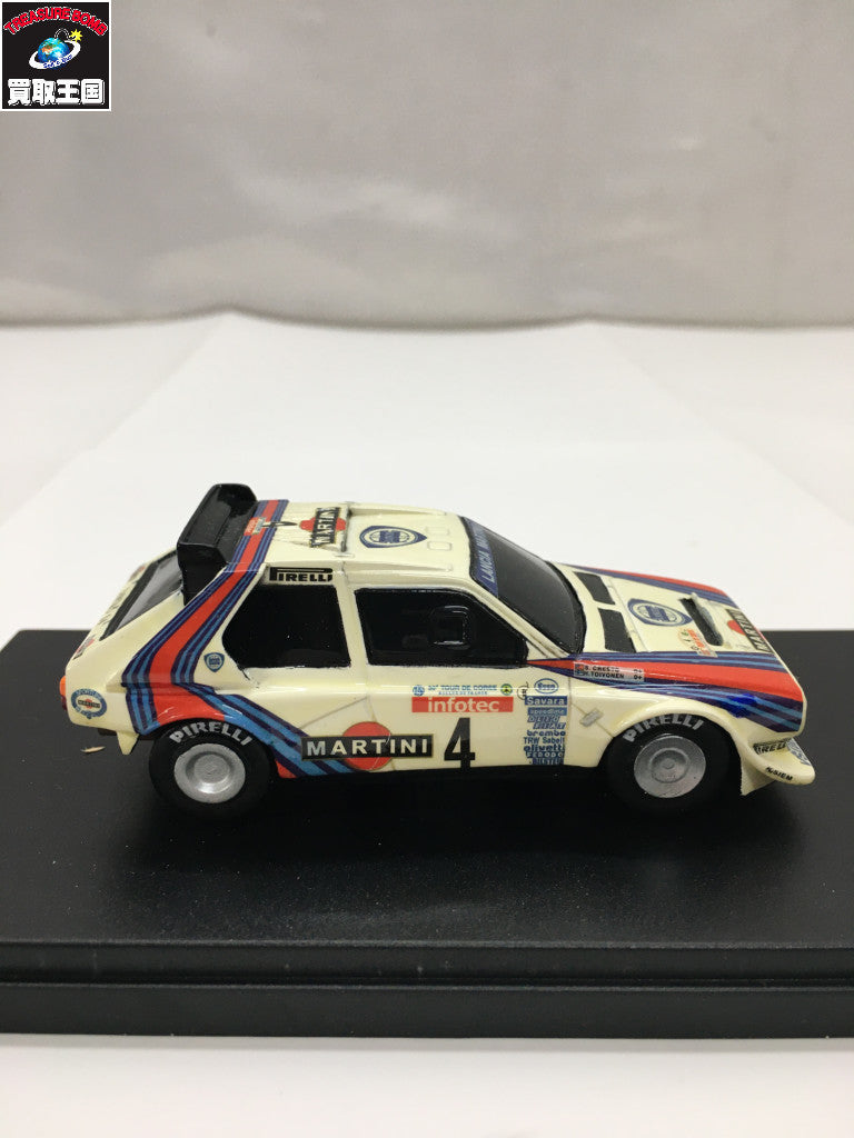 クアトロモデル ランチアデルタ S4 WRC スケールカー