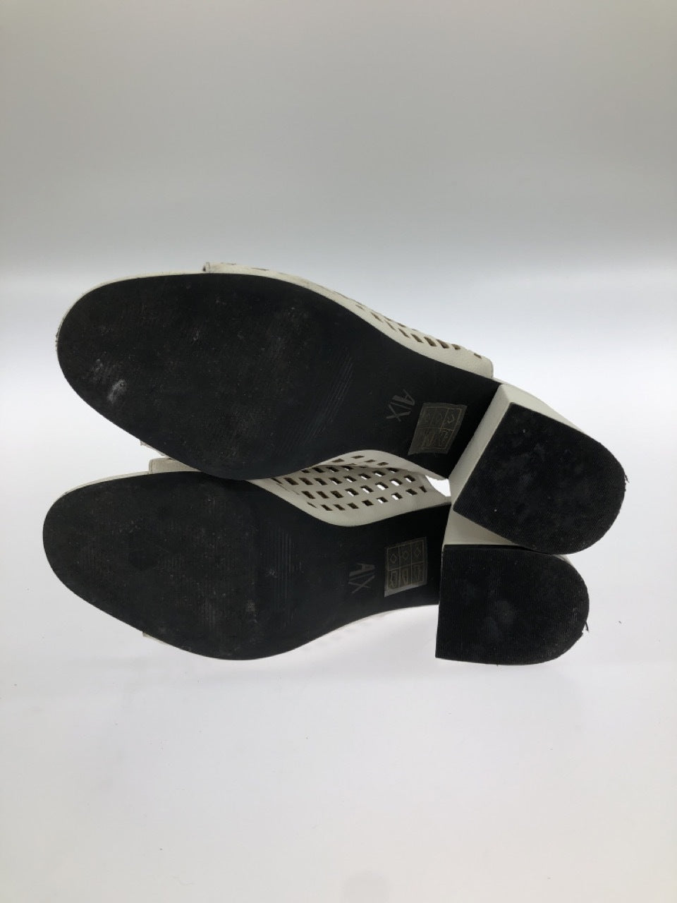 その他靴 ARMANI EXCHANGE ジップパンプス 白