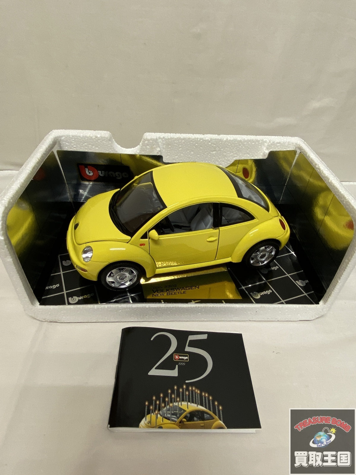 brago 1/18 VOLKSWAGEN NEW BEETLE 1998 スケールカー