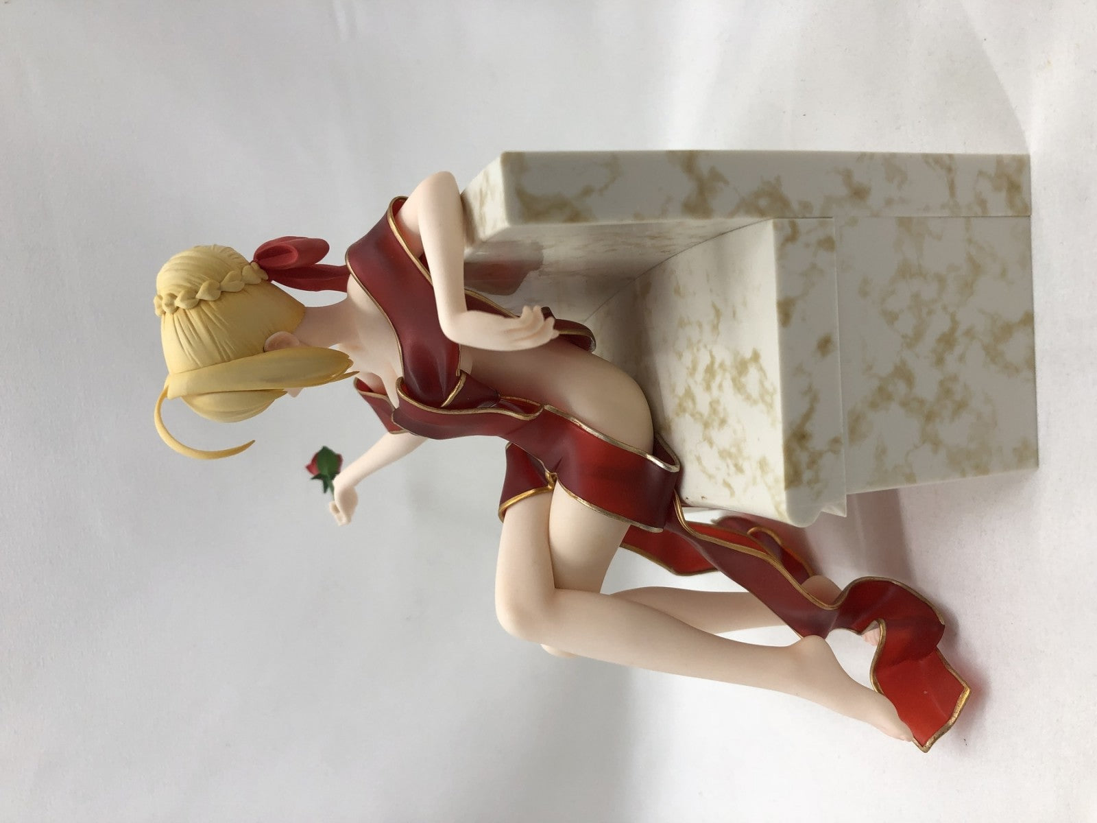 アニプレックス 1/7 セイバー 湯浴みローブVer. フィギュア/グッズ