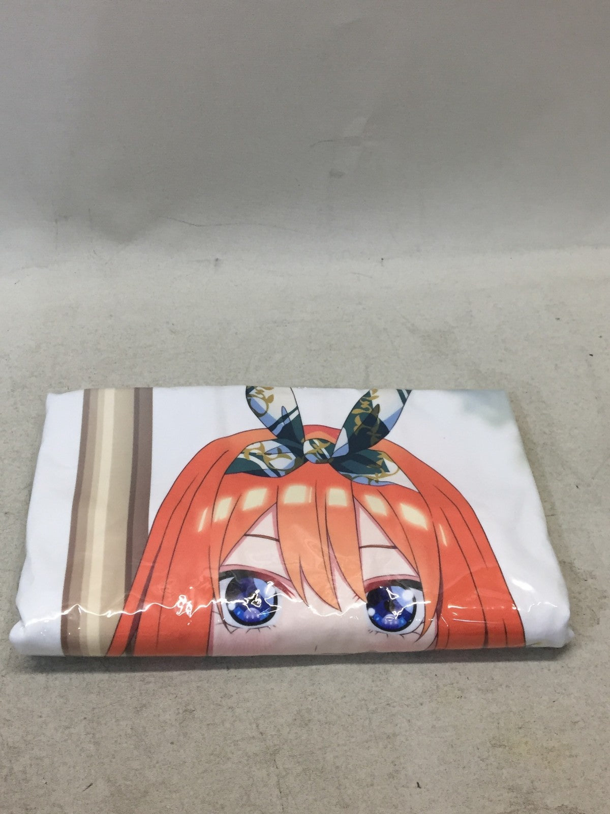 五等分の花嫁 抱き枕カバー 缶バッジ付 中野四葉 フィギュア/グッズ