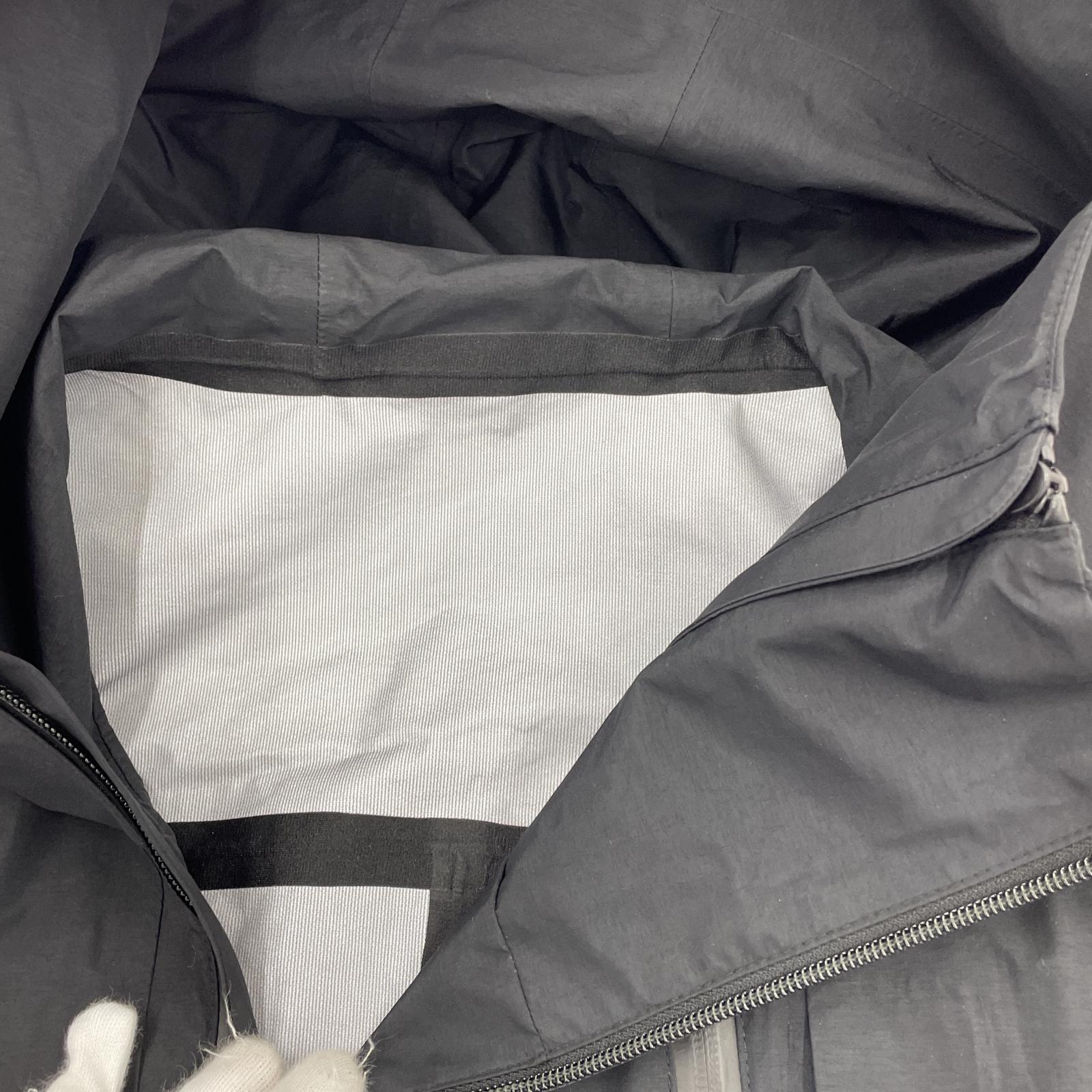 その他アウター CITY EVENT TECH HOODED JACKET (2) 黒 2 ブラック