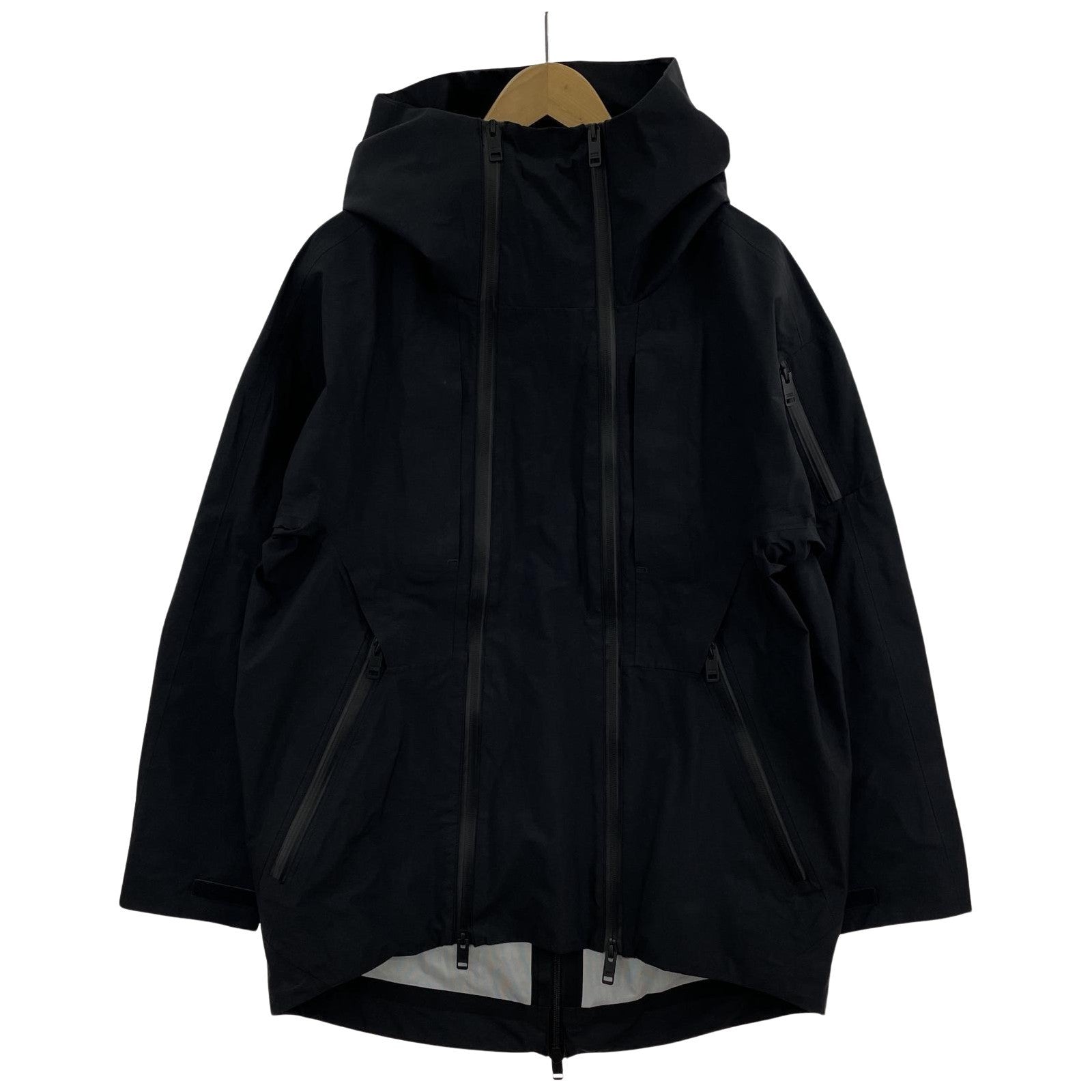 その他アウター CITY EVENT TECH HOODED JACKET (2) 黒 2 ブラック