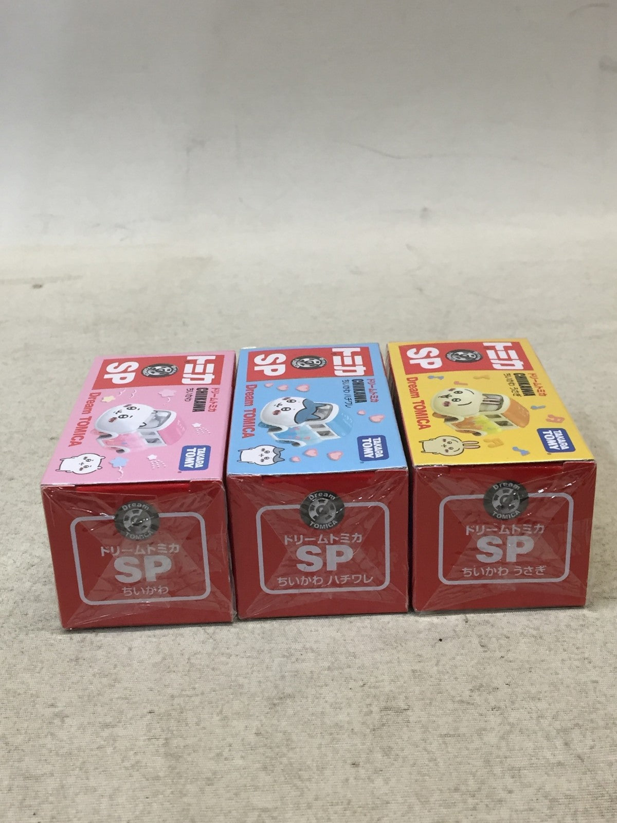 ちいかわ ドリームトミカ ちいかわ ハチワレ うさぎ トミカ