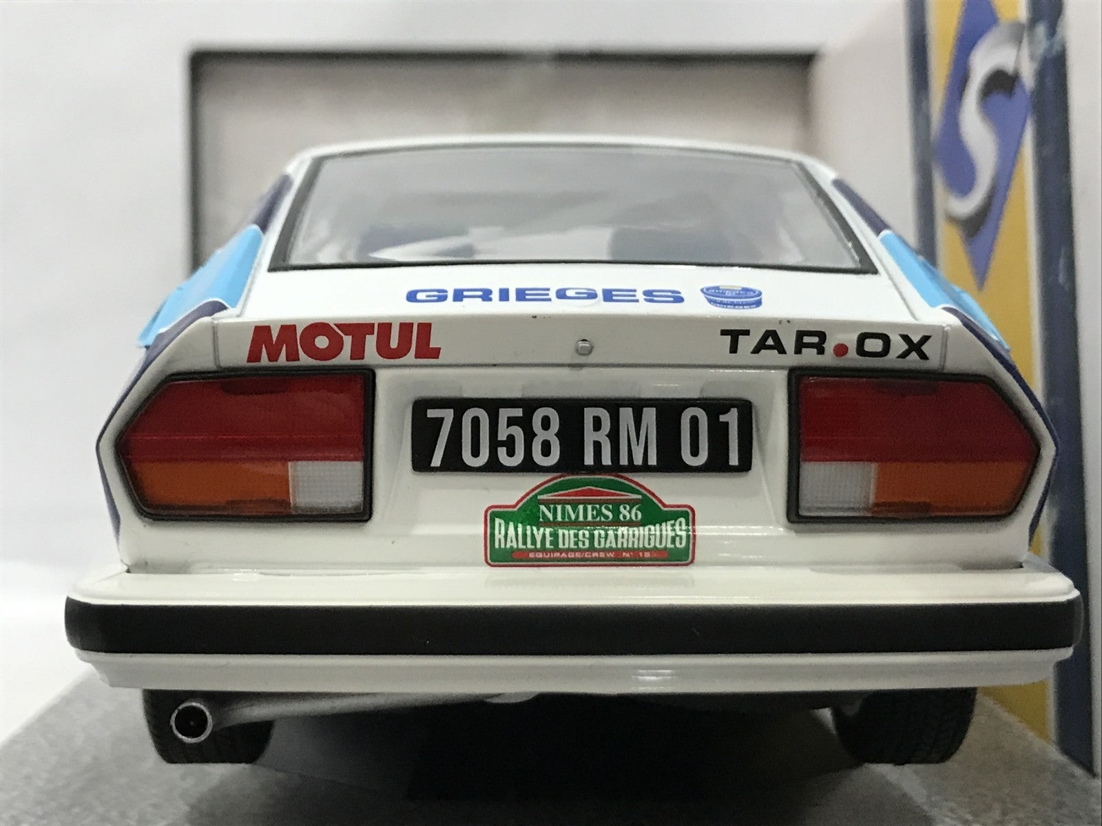 ソリド 1/18 アルファロメオ GTV6 ガリゲスラリー 1986 #15 スケールカー