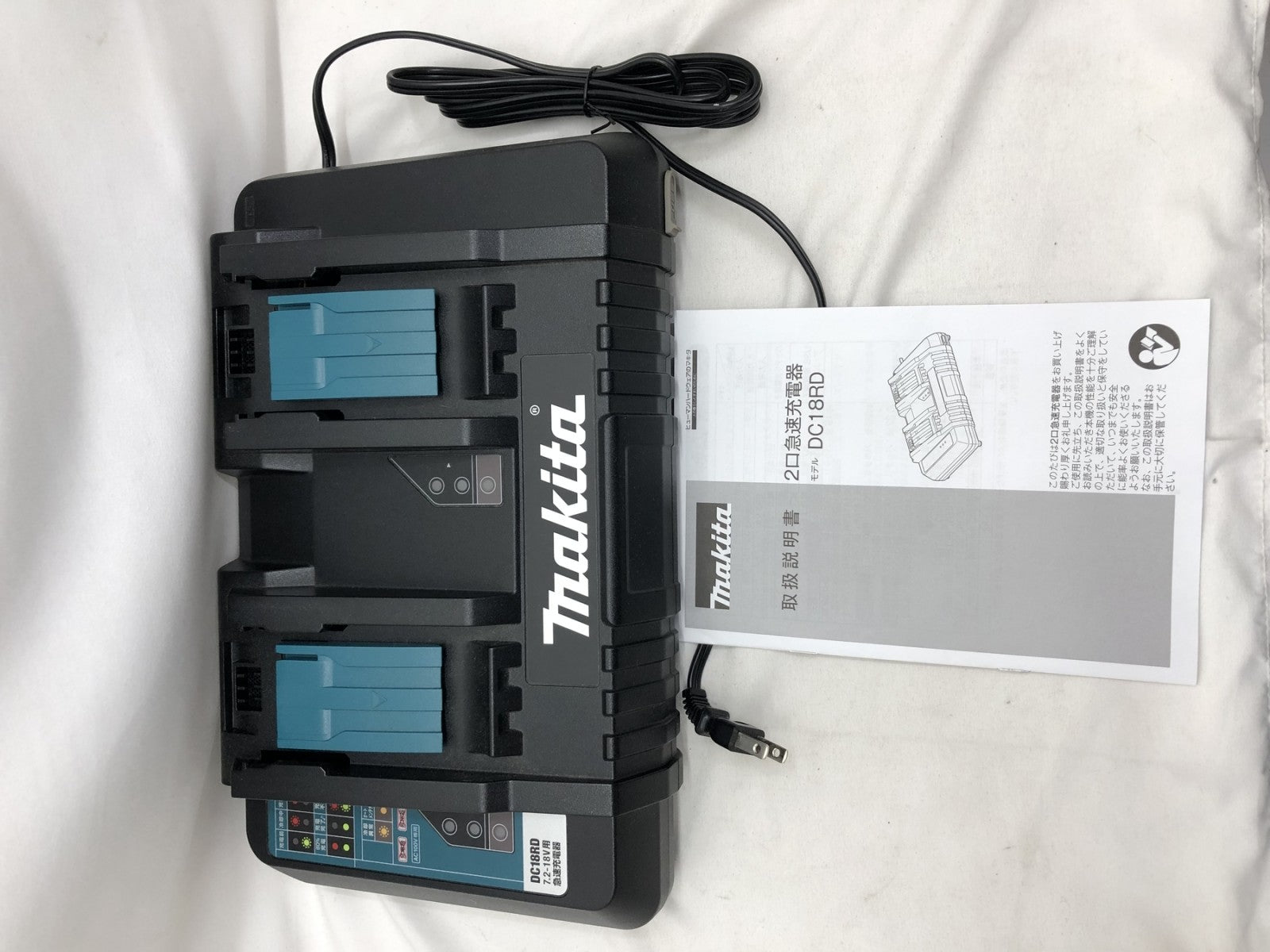 ★makita(マキタ) 7.2V-18V用2口急速充電器 DC18RD 電動工具その他