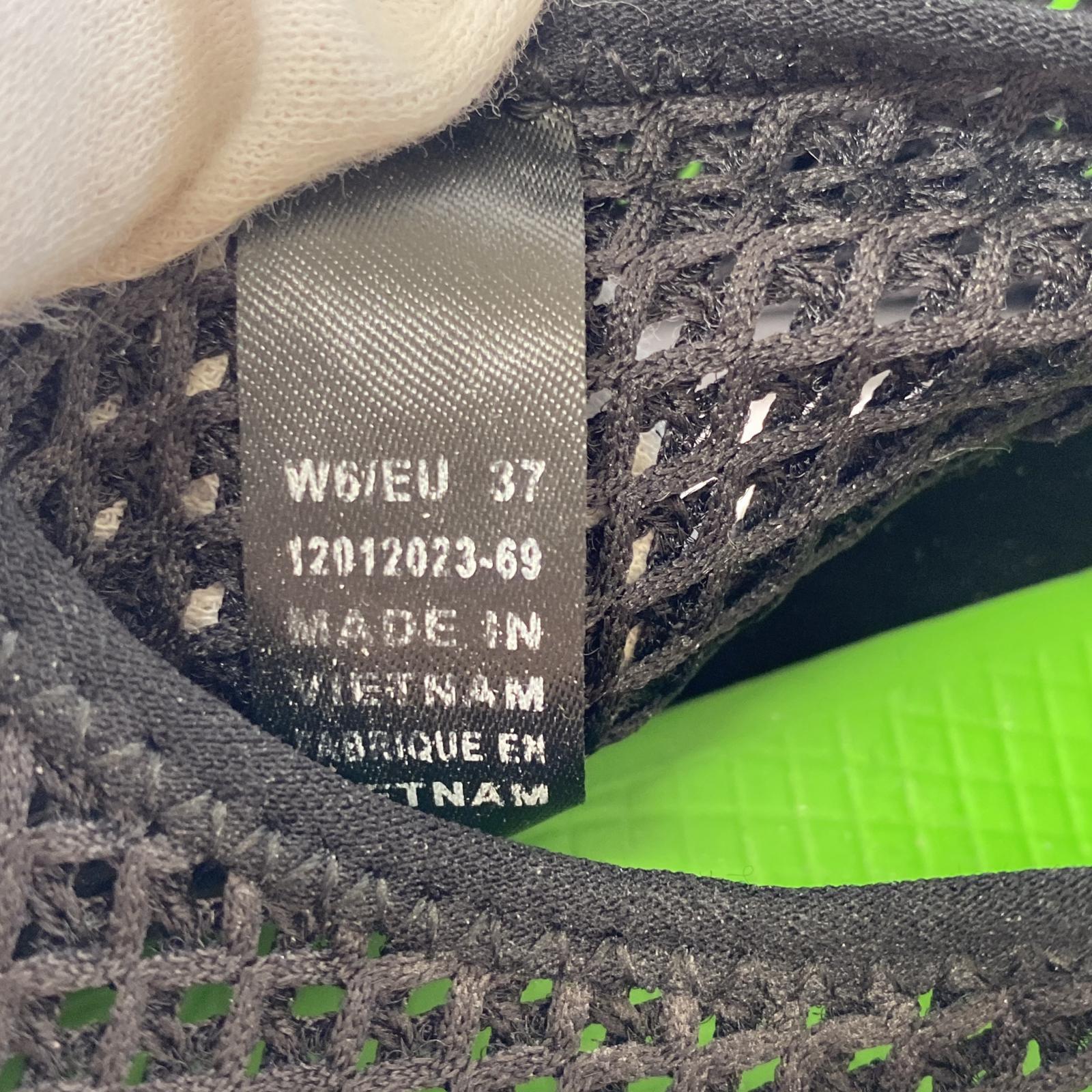 その他靴 OOFOS OOmega Chukka メッシュ リカバリーサンダル シューズ 37 黒 白 緑 23.5cm (US5 1/2 UK5 EU37)