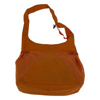 その他バッグ SPEAKEASY CROSSBODY SLING TOTE オレンジ