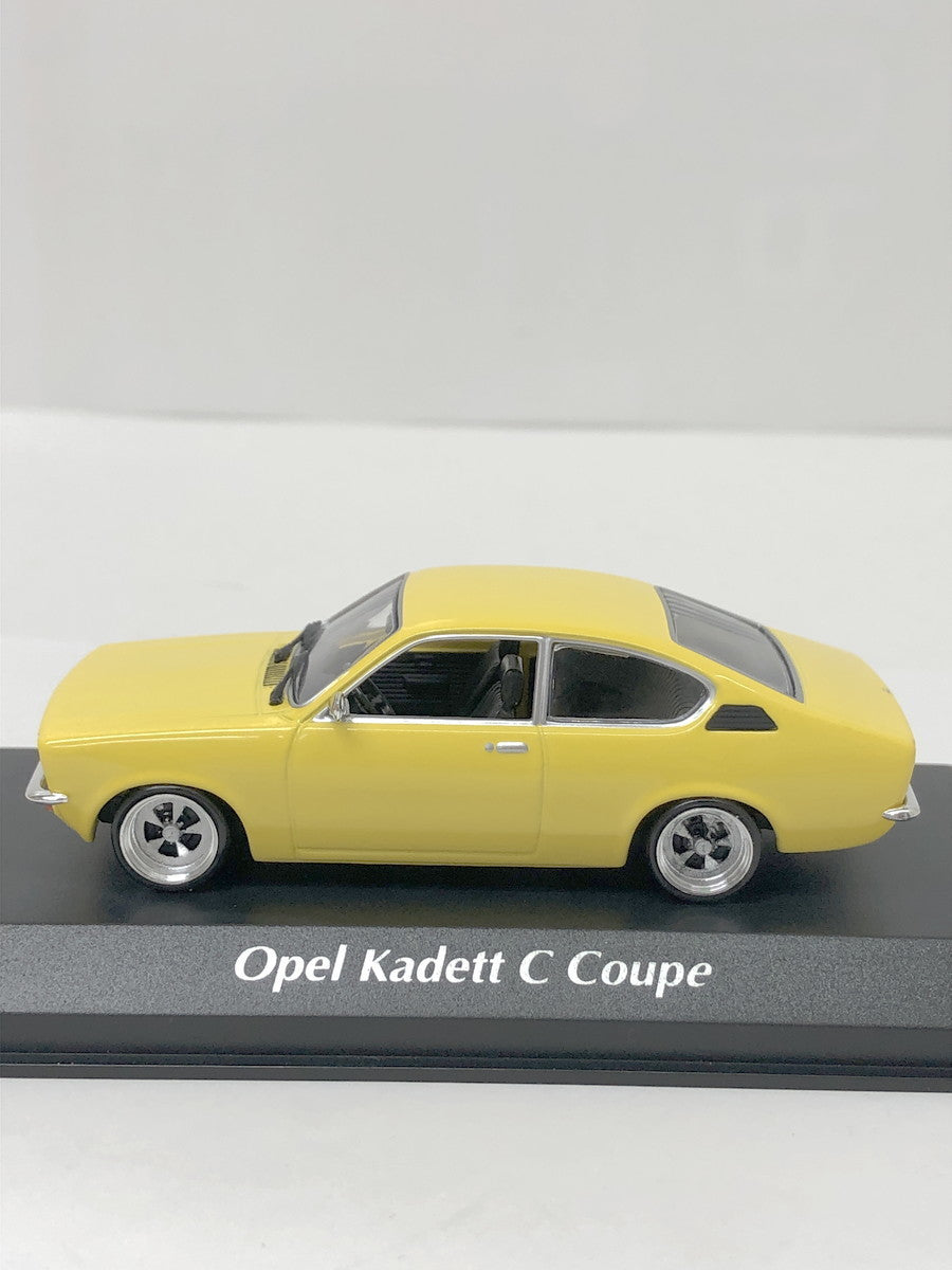 1/43 オペル カデット C クーペ 1974 スケールカー