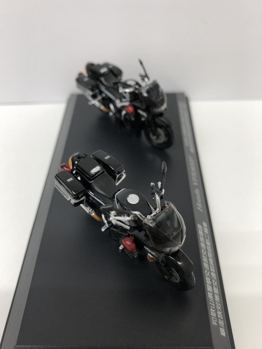 1/43 ホンダ VFR800P 2002-2008 スケールカー