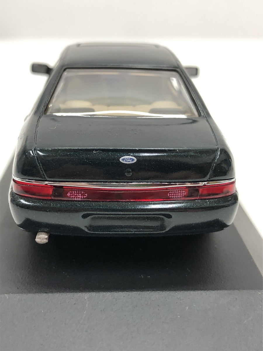 1/43 Ford Scorpio 1995 スケールカー