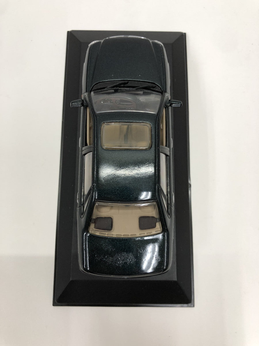 1/43 Ford Scorpio 1995 スケールカー