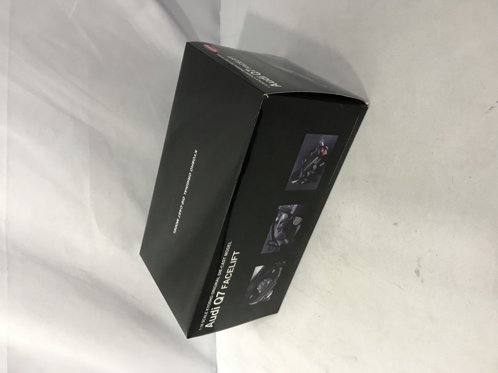 京商 1/18 AUDI Q7 FACELIFT TEIF BLACK スケールカー