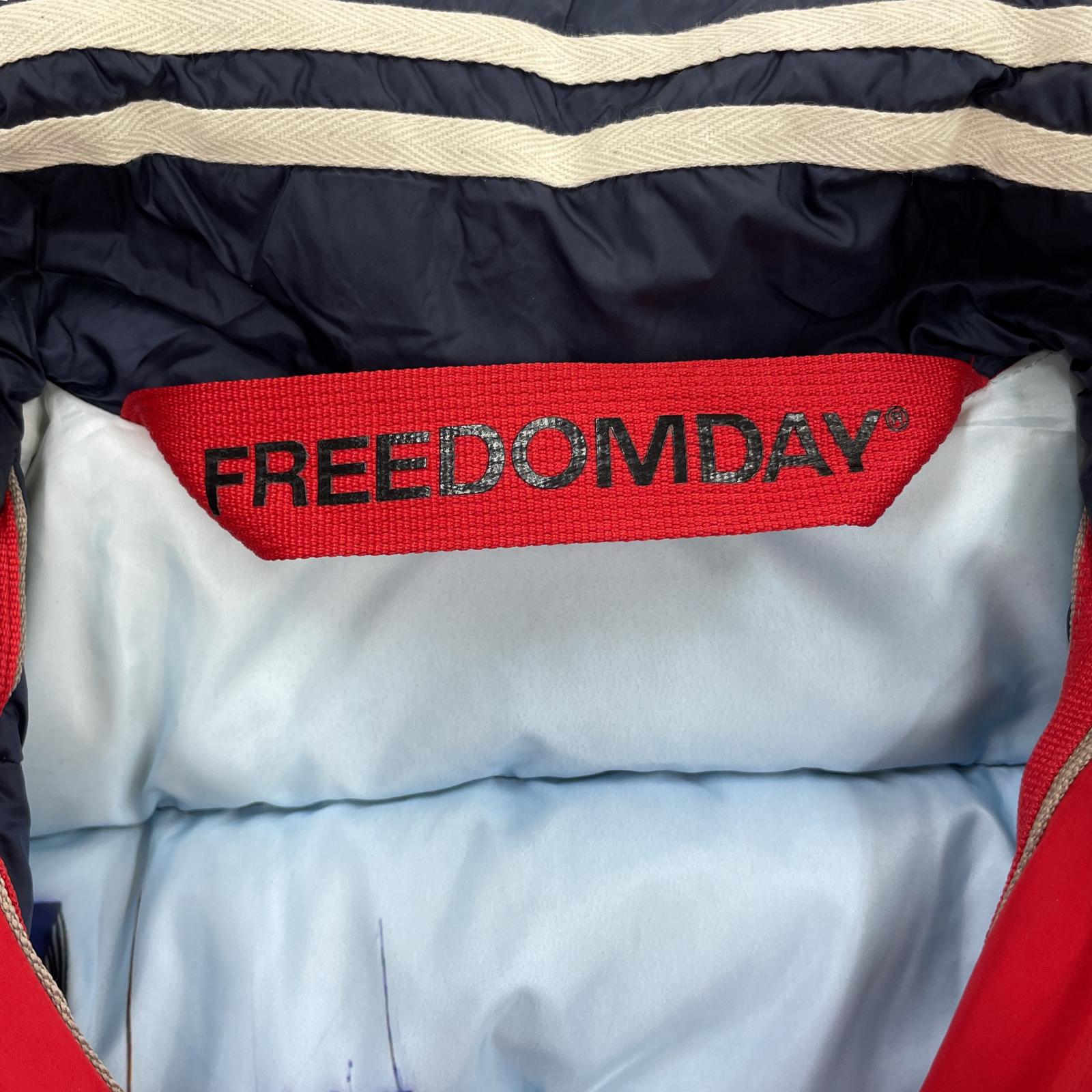 その他アウター FREEDOMDAY ダウンフーディ 赤 L L レッド