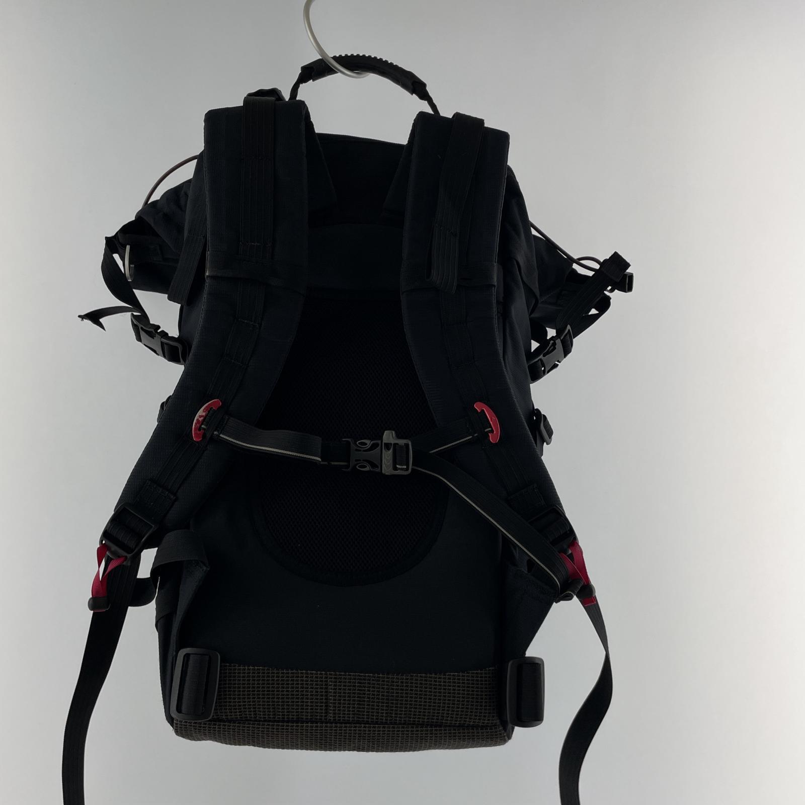 その他バッグ KLATTERMUSEN バックパック ネイビー ブラック