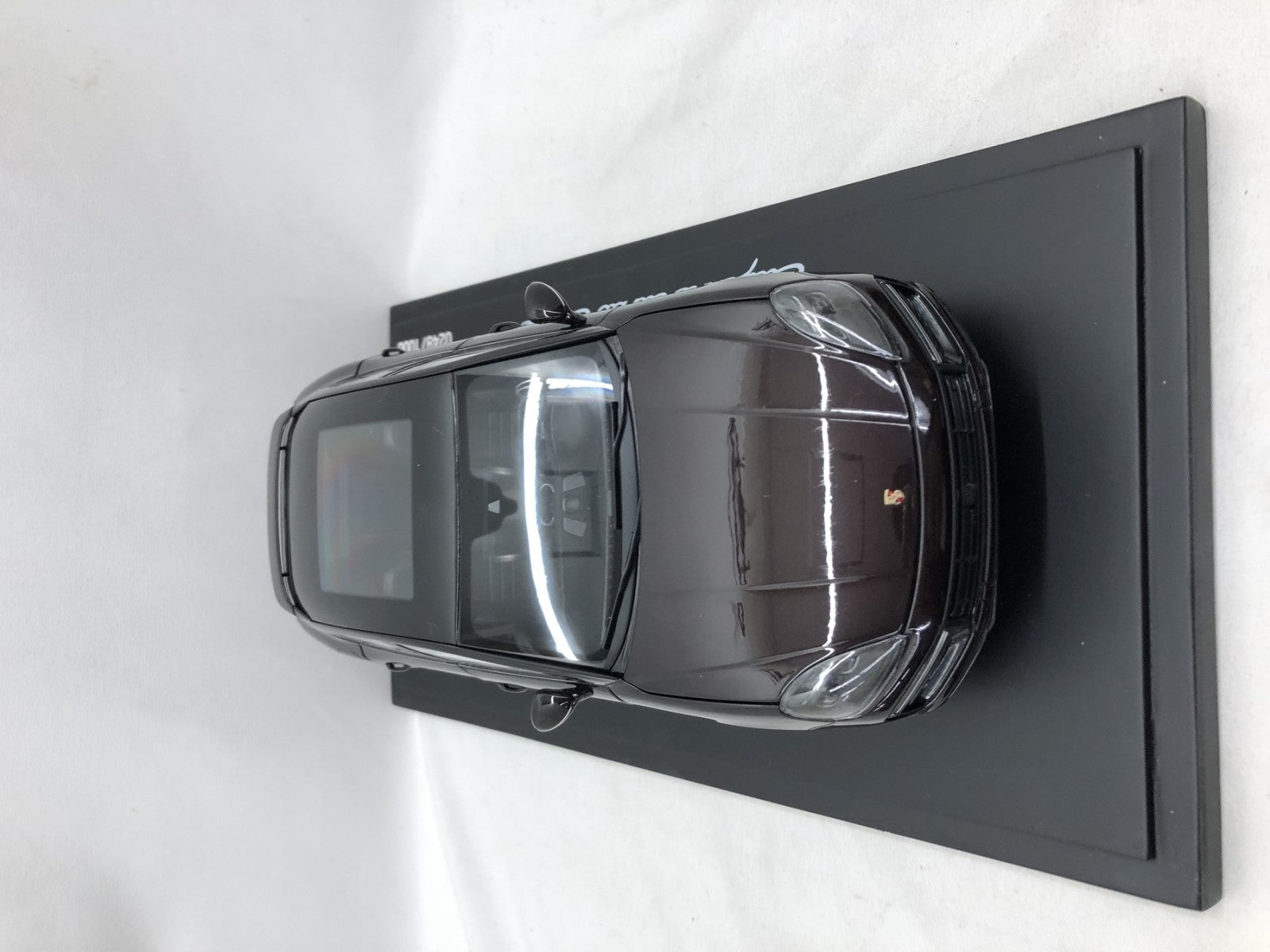 NOREV 1/18 ポルシェ カイエン クーペ ターボ スケールカー