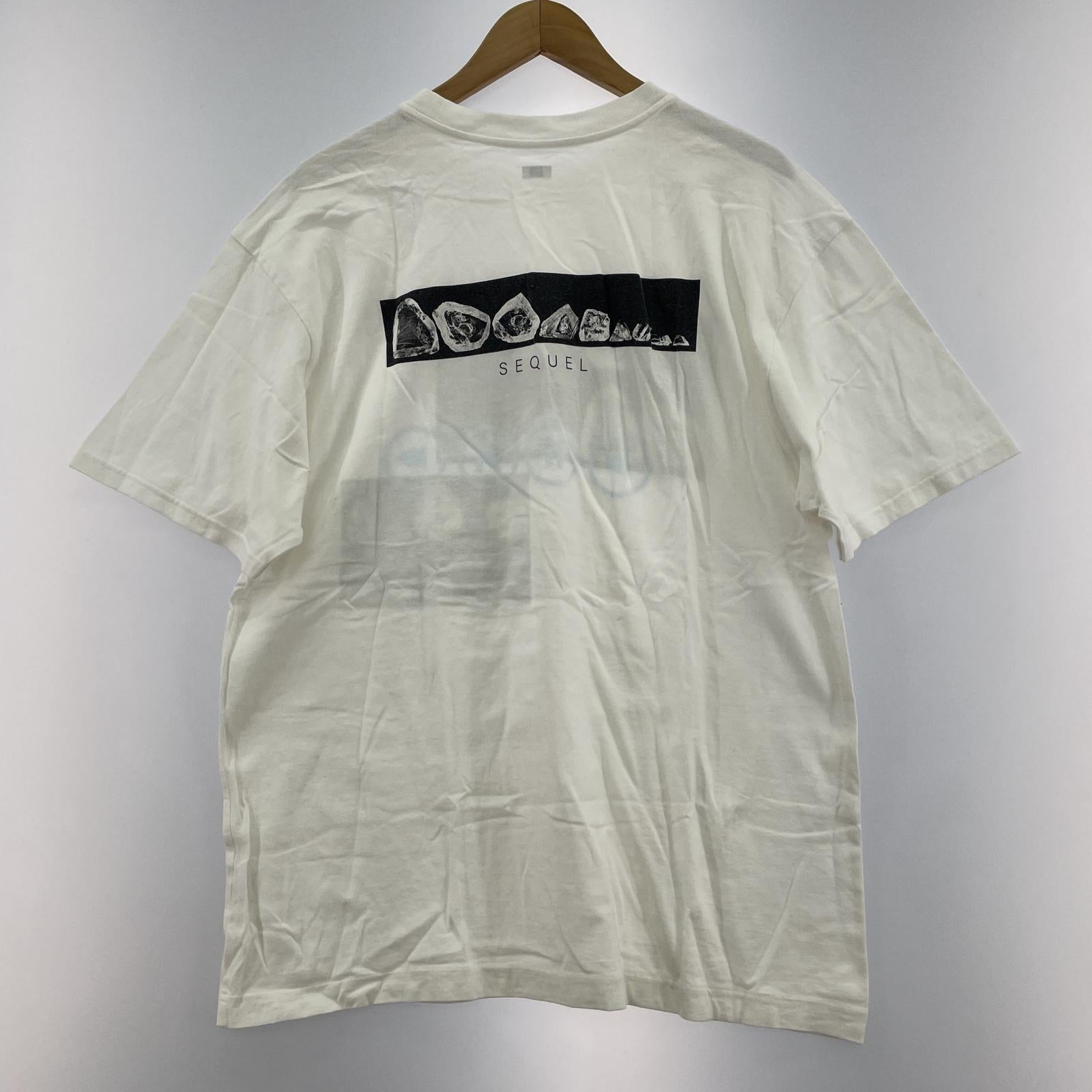 その他トップス SEQUEL S/S プリントカットソー 白 (L) L ホワイト