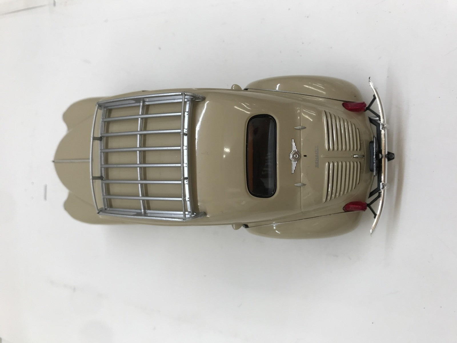 ソリド 1/18 ルノー 4CV スケールカー