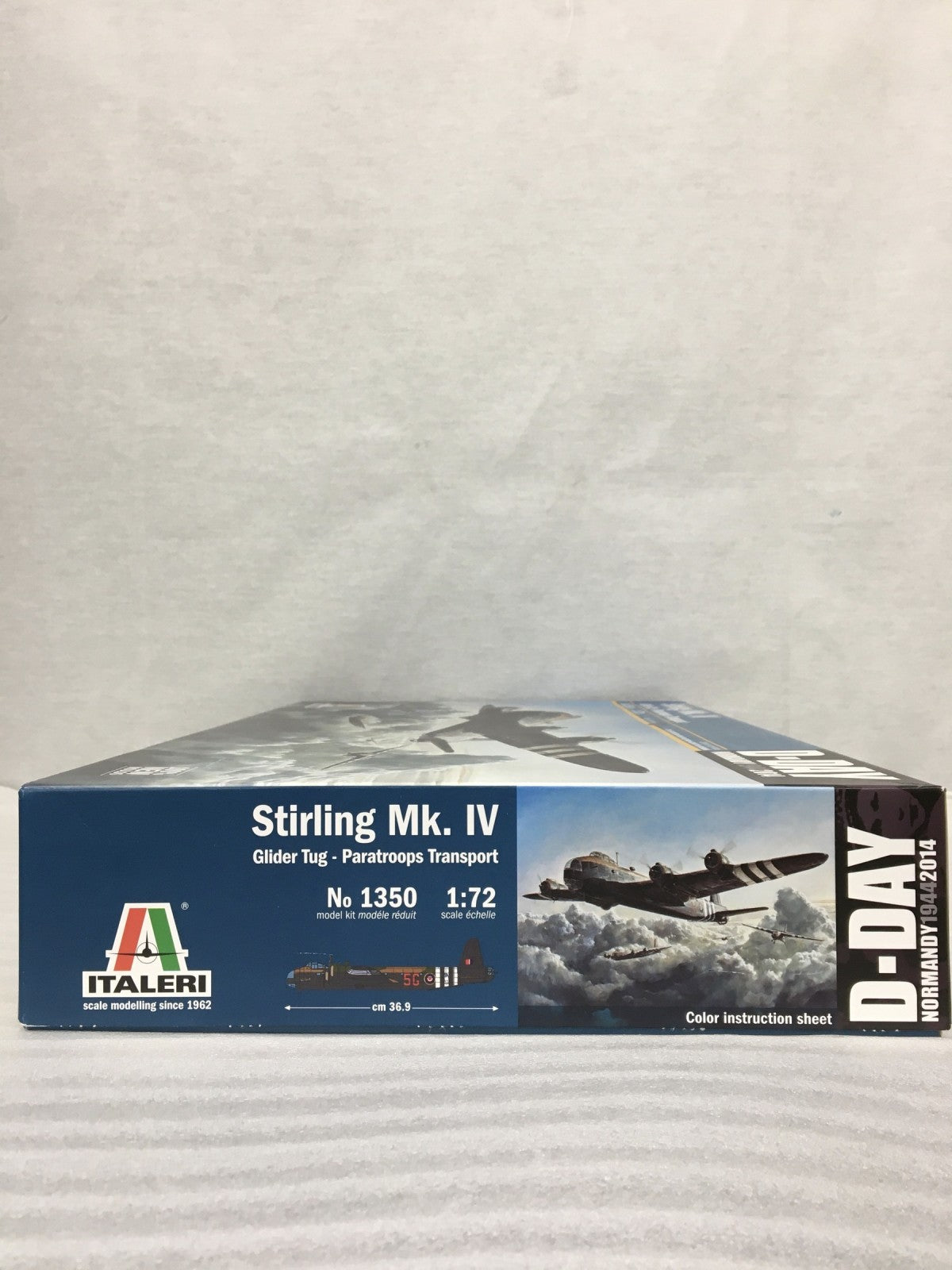 イタレリ 1/72 飛行機シリーズ No.1350 ショート スターリング ミリタリープラモ