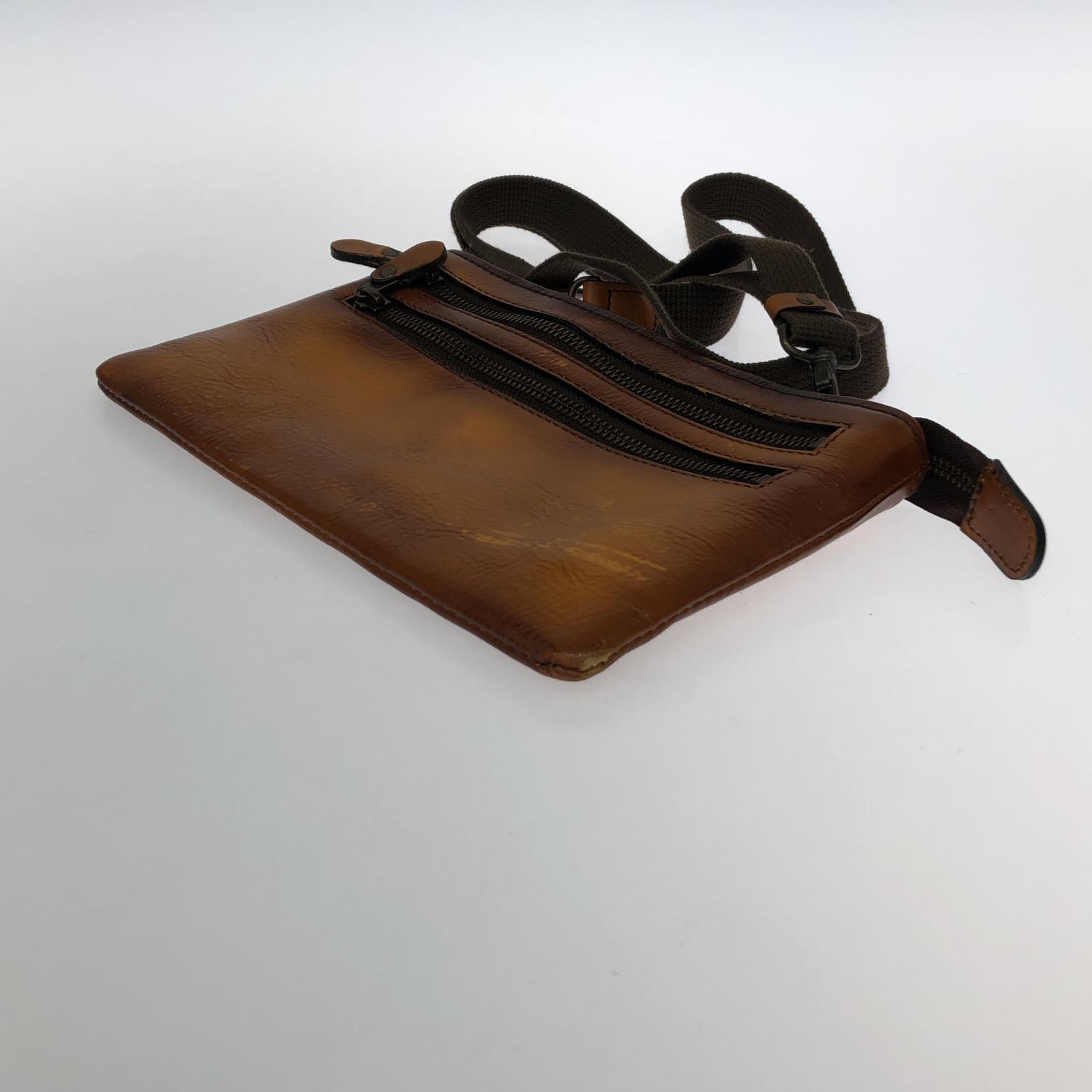 その他バッグ SADDLE ショルダーバッグ ブラウン