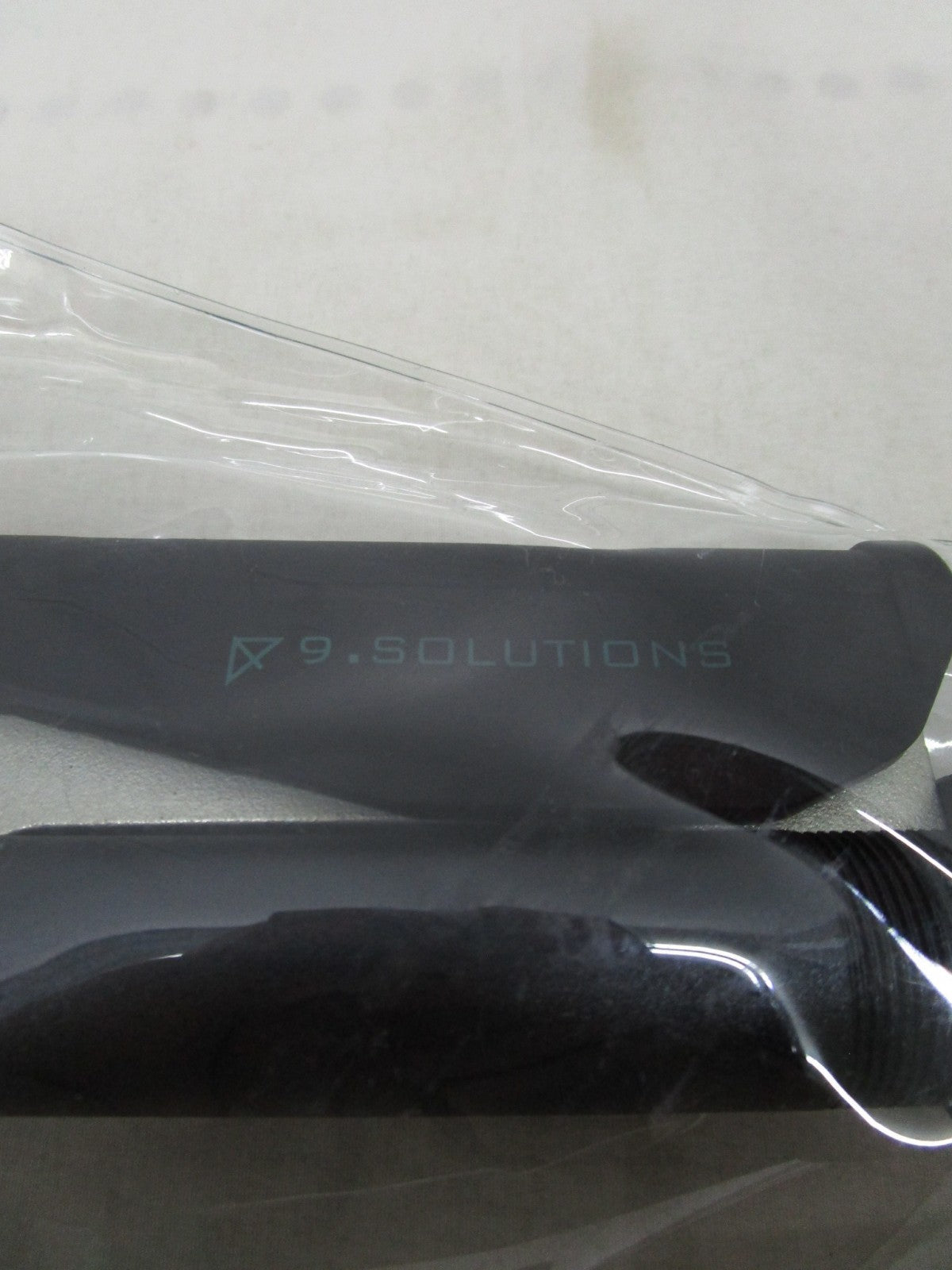 9.SOLUTIONS - デジタルカメラ