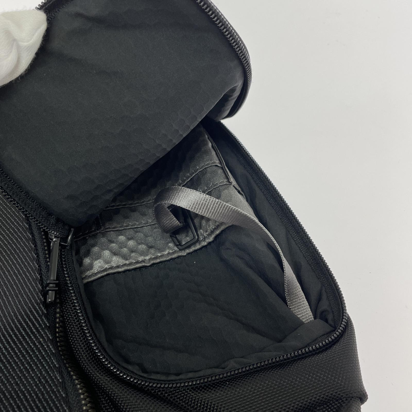 その他バッグ TUMI ボディバッグ 黒 ブラック