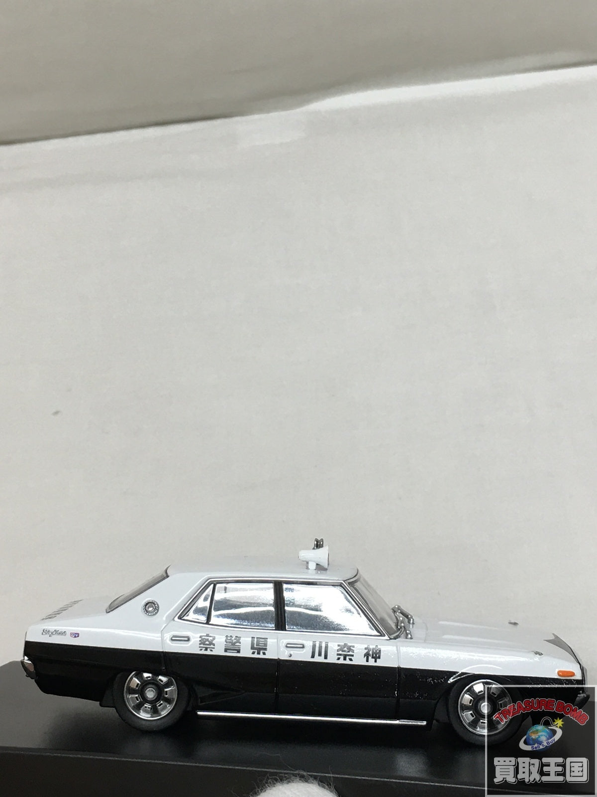 DISM 1/43 スカイライン パトカー スケールカー