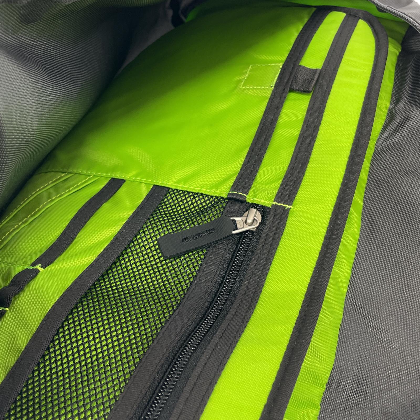 その他バッグ Henty メッセンジャーバッグ グレー
