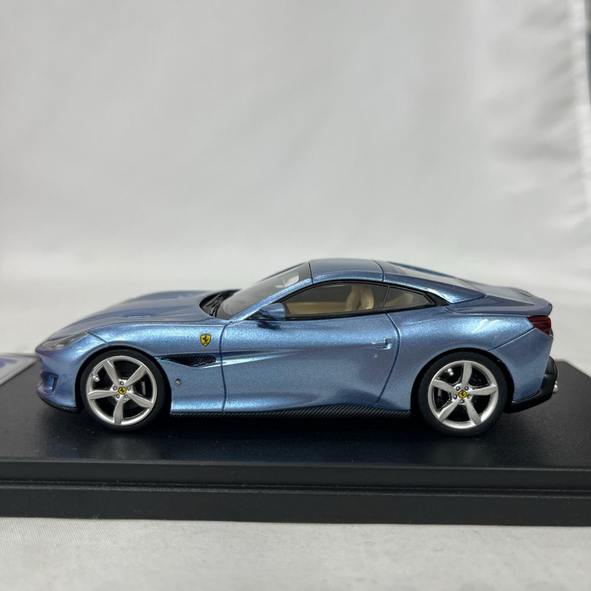 9.ルックスマート 1/43 フェラーリ・ポルトフィーノ 2017 ミニカーその他