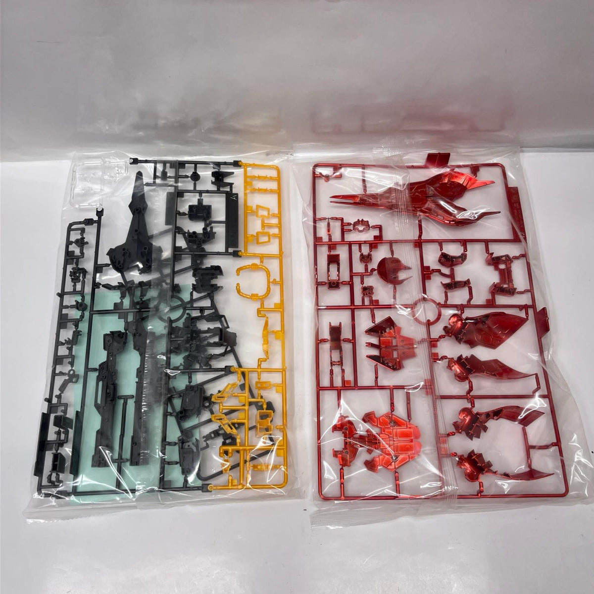 RG 1/144 サザビー スペシャルコーティング 機動戦士ガンダム 逆襲のシャア BANDAI SPIRITS ガンプラ