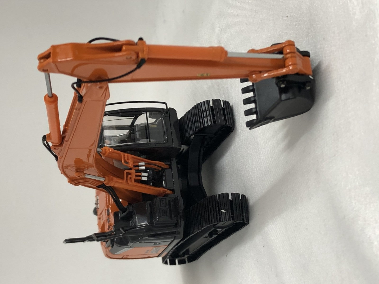 日立建機 1/50 ZAXIS225US ミニカーその他