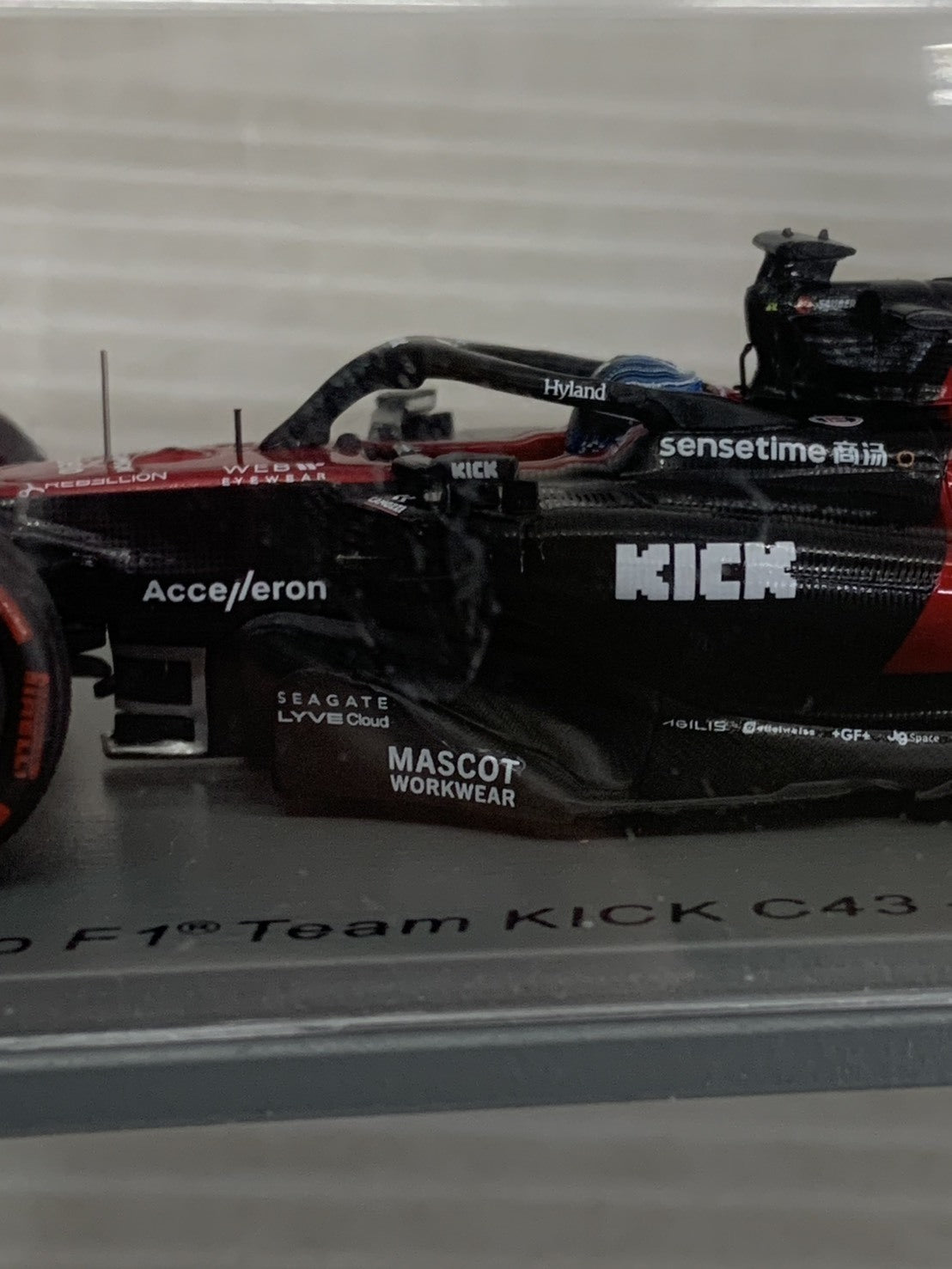Spark 1/43 Alfa Romeo F1 Team Stake C43 Alfa Romeo #77 スケールカー