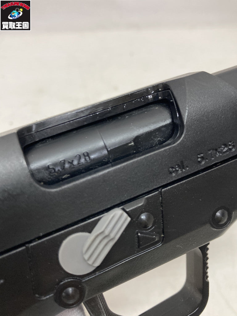 FN Herstal FNP-9 ガン