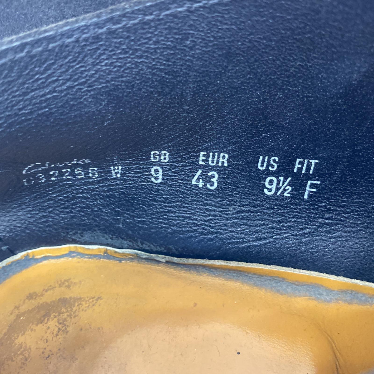 ブーツ Clarks ガムソール レザーシューズ ブラック ブラック