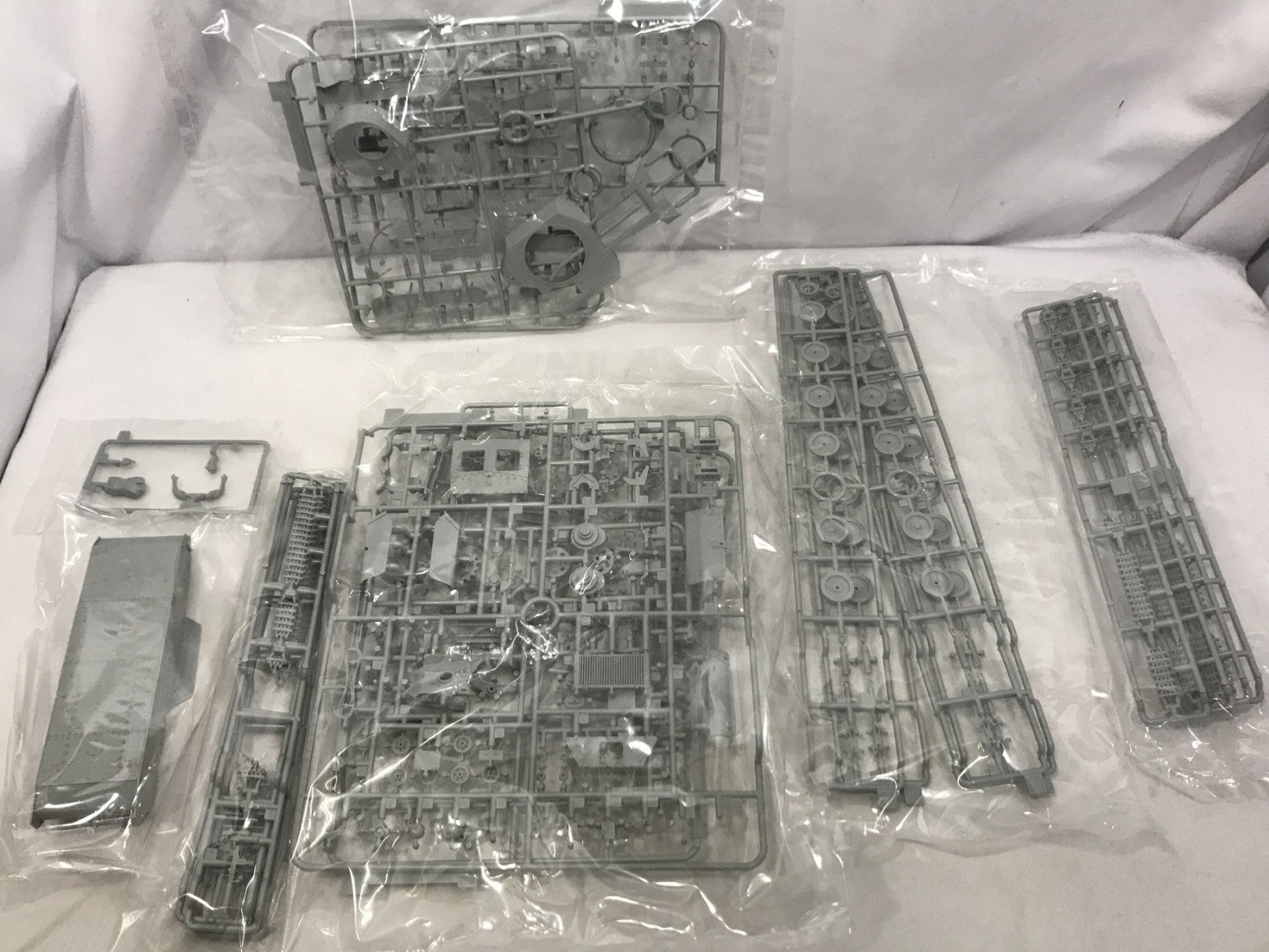 ドラゴン1/35 WW.II 日本陸軍九七式中戦車 チハ前期型 ミリタリープラモ