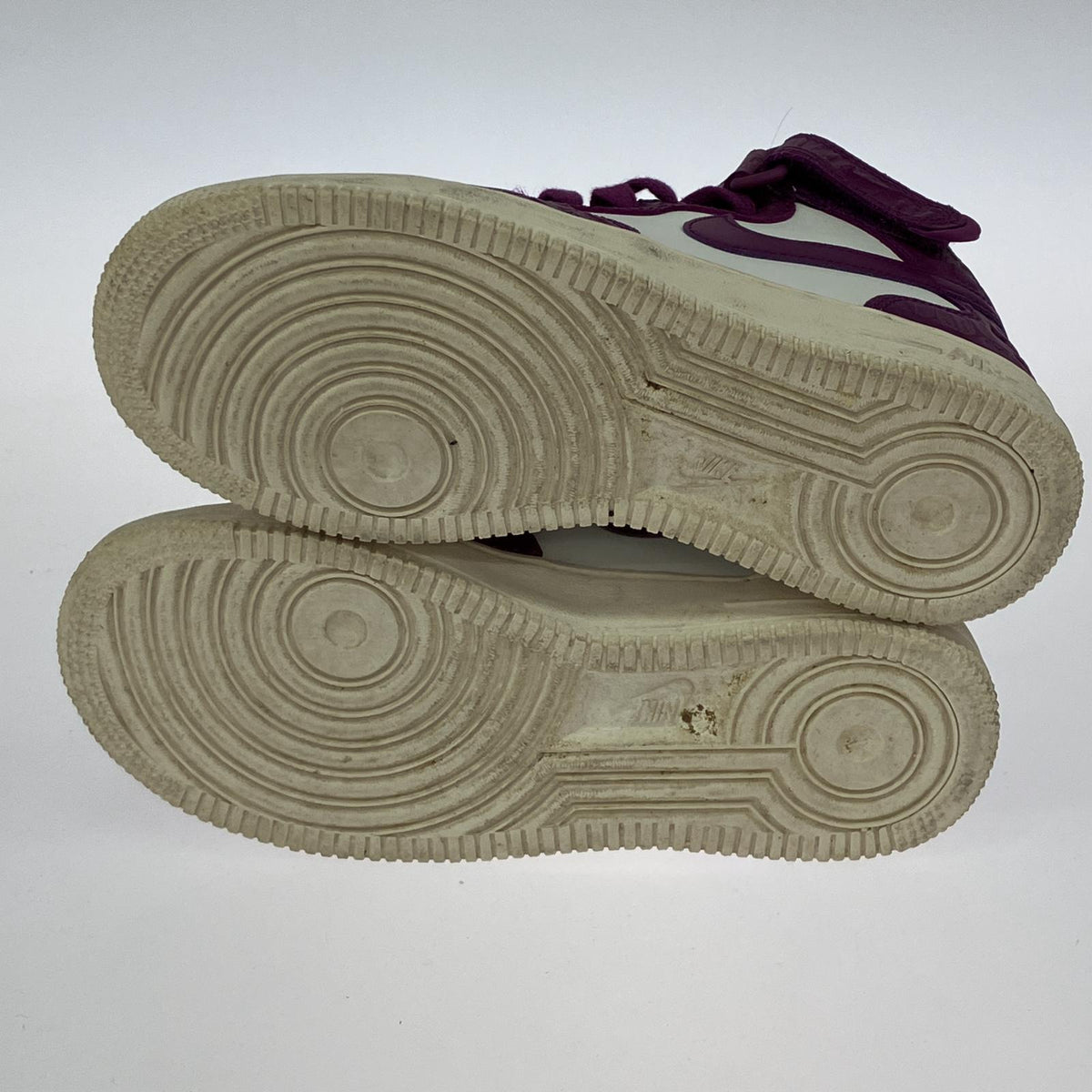 その他靴 NIKE WMNS AIR FORCE 1 '07 MID 23.5cm (US5 1/2 UK5 EU37) パープル