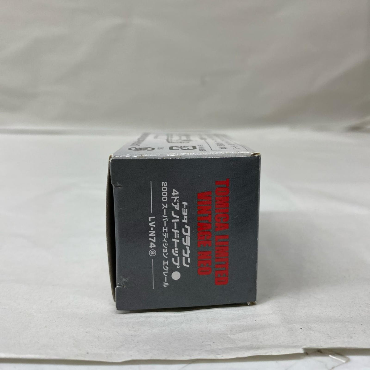 トミカLVNEO トヨタ クラウン 4ドア ハードトップ 2000SE トミカ