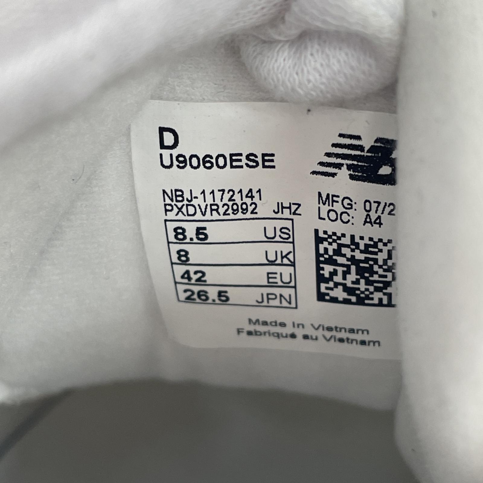 スニーカー U9060ESE 26.5cm (US8 1/2 UK8 EU43) ホワイト
