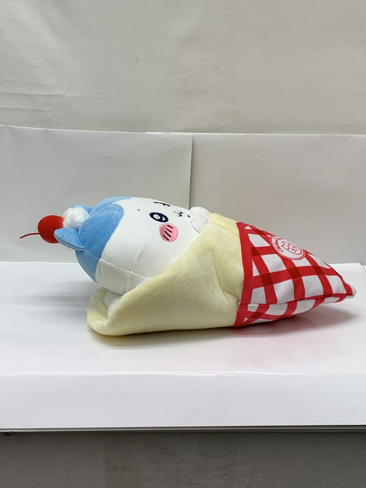 ちいかわ クレープくじ A賞 BIGクレープな抱っこぬいぐるみ フィギュア/グッズ