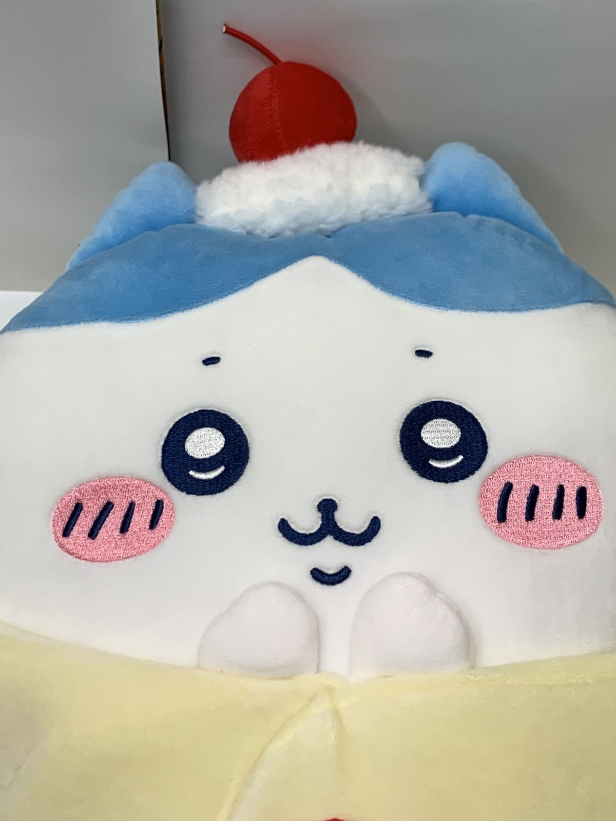 ちいかわ クレープくじ A賞 BIGクレープな抱っこぬいぐるみ フィギュア/グッズ
