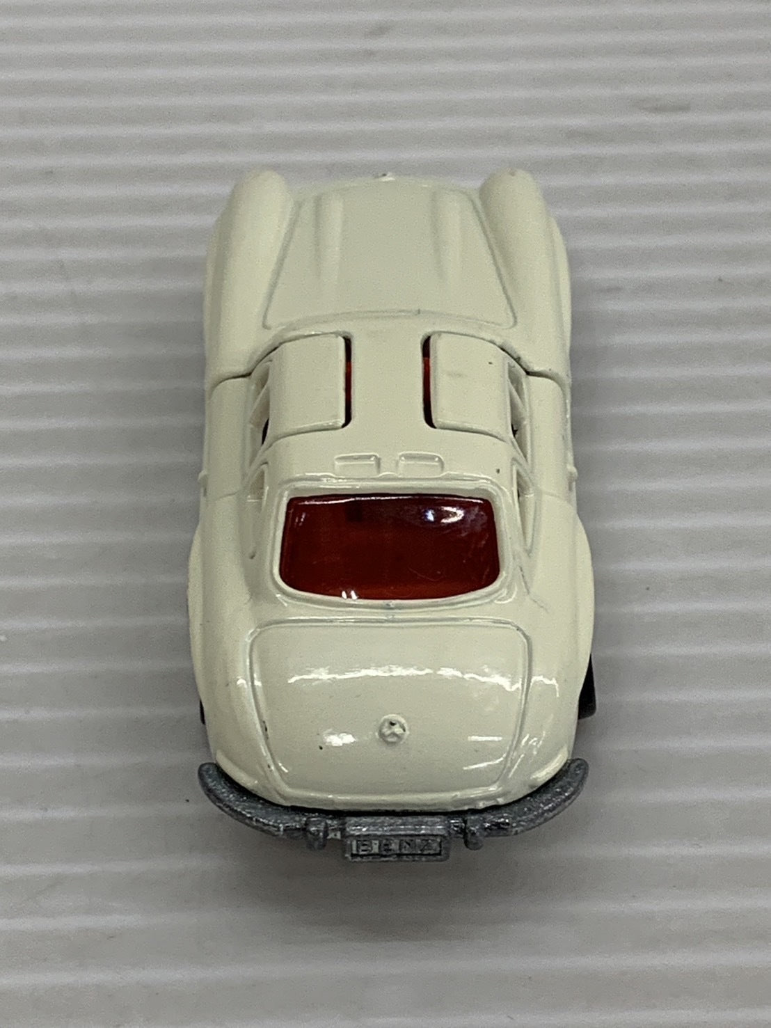 トミカ