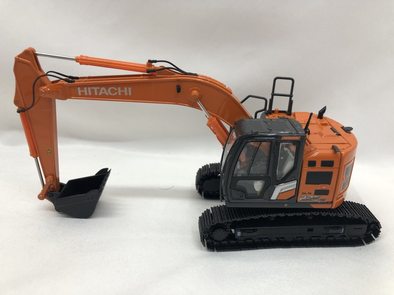 日立建機 1/50 ZAXIS225US ミニカーその他