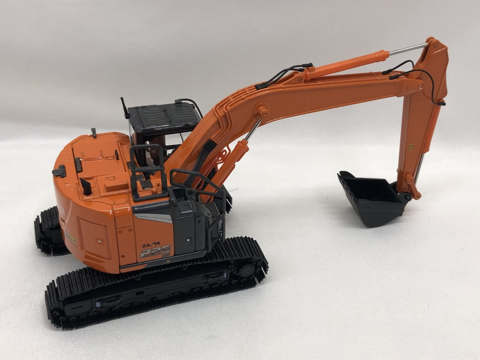 日立建機 1/50 ZAXIS225US ミニカーその他