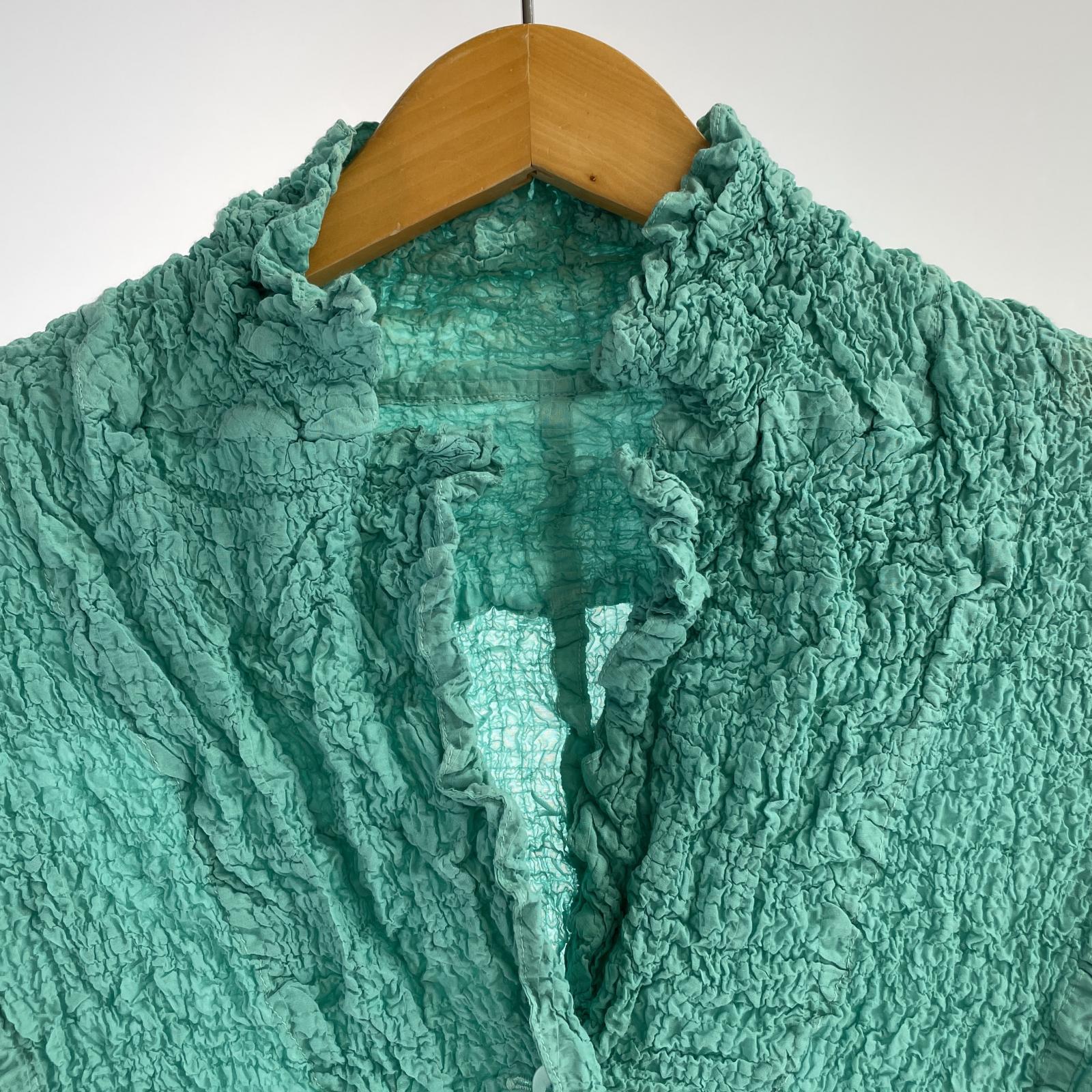 その他トップス me ISSEY MIYAKEシャツ グリーン