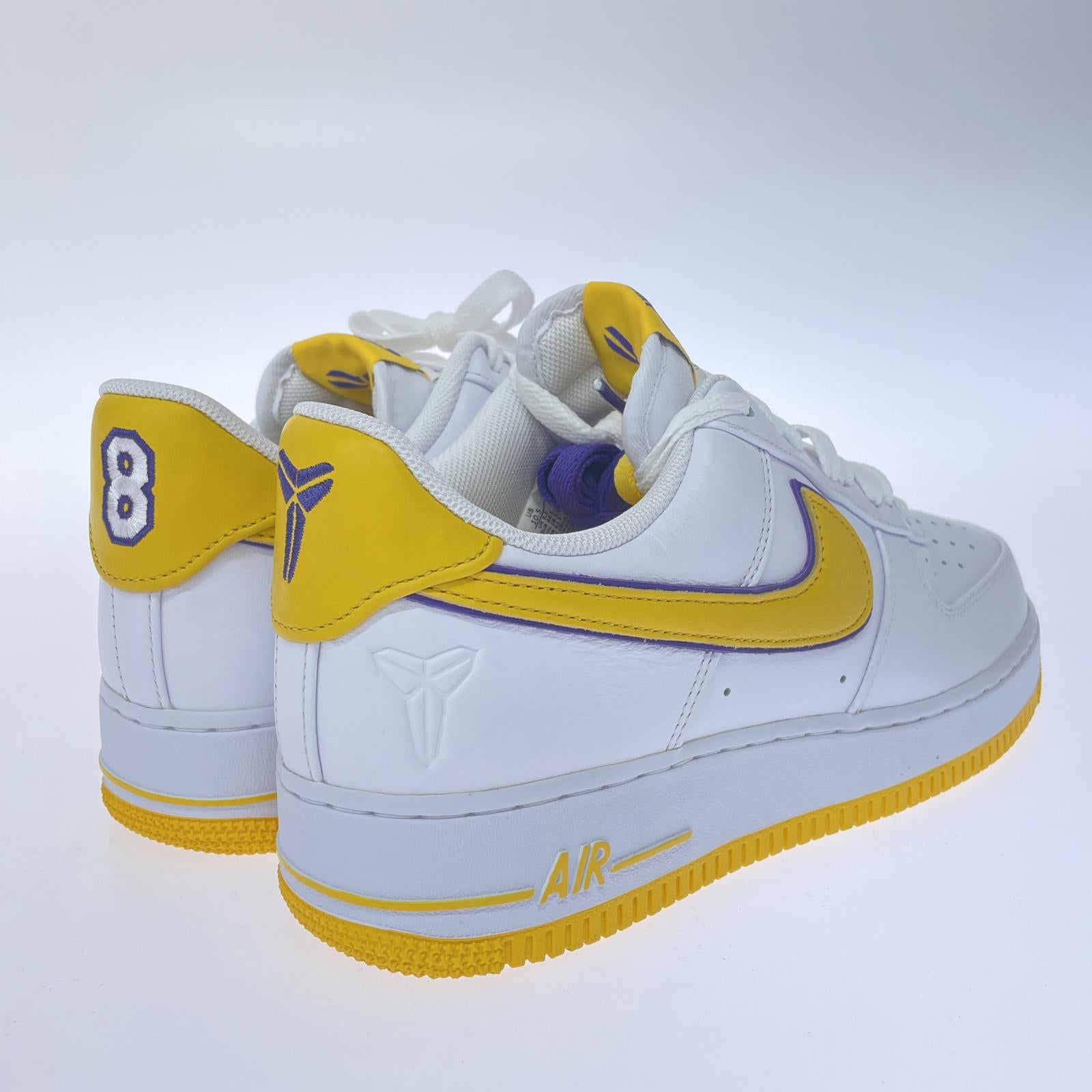 スニーカー NIKE×Kobe Bryant AIR FORCE 1 L 28.5cm (US10 1/2 UK10 EU47) ホワイト