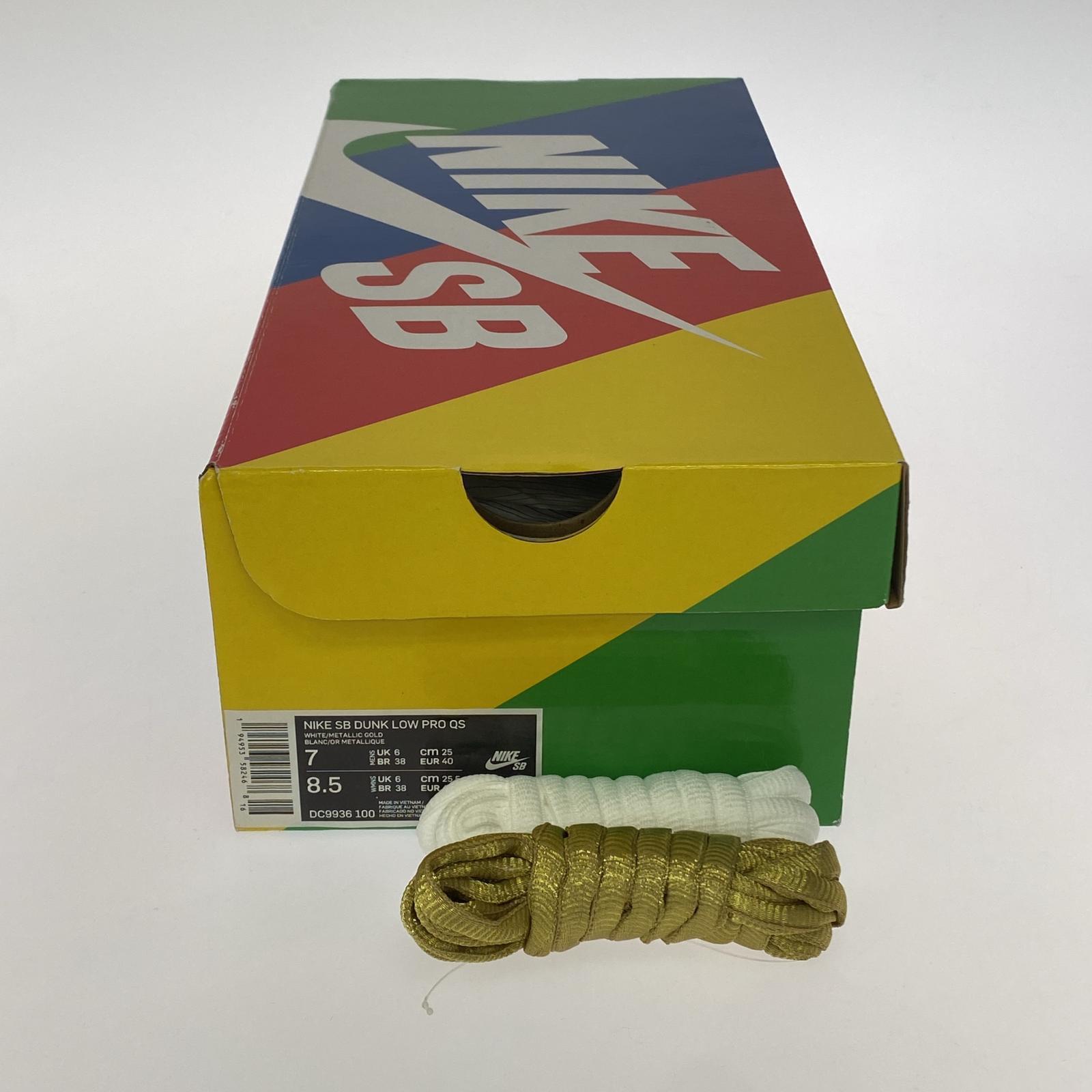 スニーカー NIKE DC9936-100 SB Dunk Low Se 25cm (US7 UK6 1/2 EU40)